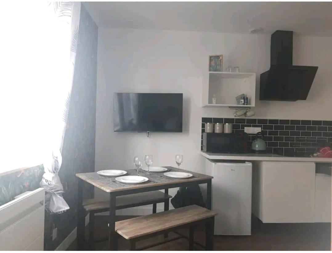 La Nouvelle-Orleans - Hyper-Centre- 2Mn Sncf - Wi-Fi Netflix Gratuit Apartment Niort Luaran gambar