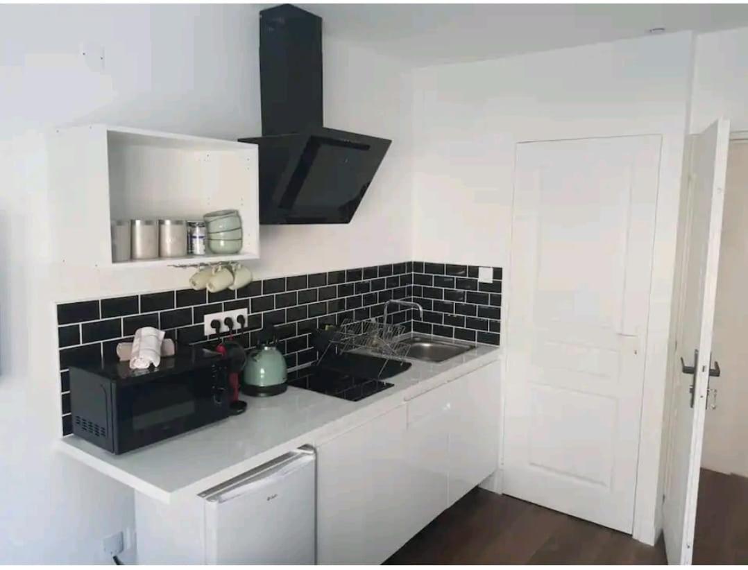 La Nouvelle-Orleans - Hyper-Centre- 2Mn Sncf - Wi-Fi Netflix Gratuit Apartment Niort Luaran gambar